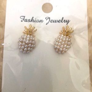 Pineapple 🍍 fashion earrings